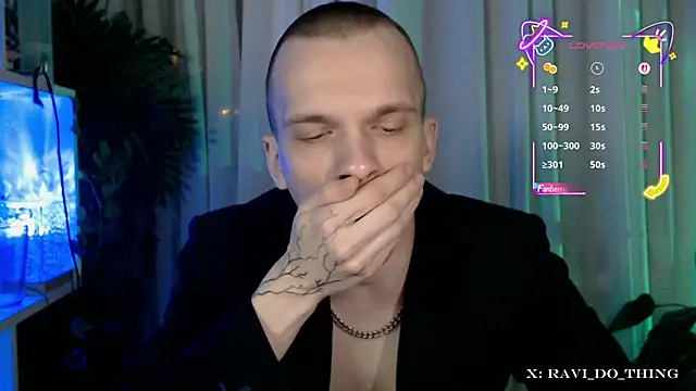 frozen boy online show from 11.17.25