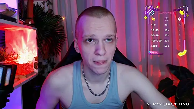 frozen boy online show from 11.21.25