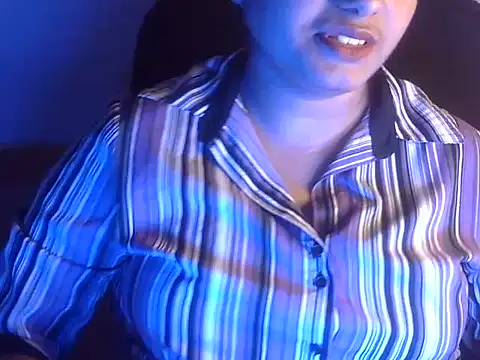 Aanya Hazel online show from 09.20.25