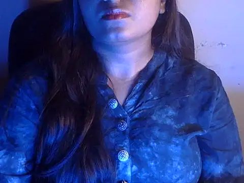 Aanya Hazel online show from 09.29.25