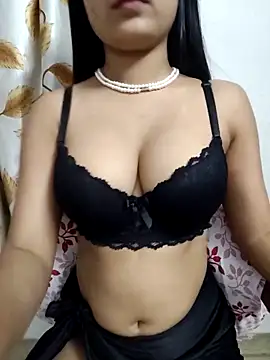 Snapshot of RIYAA_02 chatting on 11.07.25 RIYAA 02 online show from 11.07.25