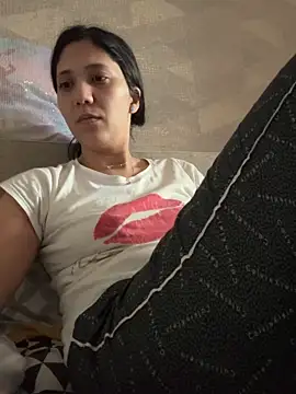 PrincessYYara online show from 10.19.25