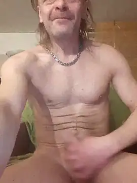 Snapshot of Kuba_Gd chatting on 12.30.24 Kuba Gd online show from 12.30.24