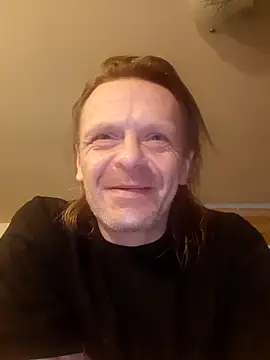 Snapshot of Kuba_Gd chatting on 02.19.25 Kuba Gd online show from 02.19.25