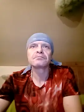 Snapshot of Kuba_Gd chatting on 03.04.25 Kuba Gd online show from 03.04.25