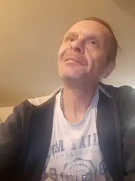 Snapshot of Kuba_Gd chatting on 03.06.25 Kuba Gd online show from 03.06.25