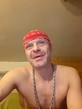 Snapshot of Kuba_Gd chatting on 03.07.25 Kuba Gd online show from 03.07.25