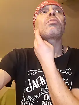 Snapshot of Kuba_Gd chatting on 03.07.25 Kuba Gd online show from 03.07.25