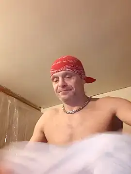 Snapshot of Kuba_Gd chatting on 03.11.25 Kuba Gd online show from 03.11.25