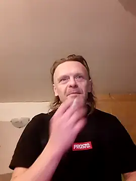 Snapshot of Kuba_Gd chatting on 03.16.25 Kuba Gd online show from 03.16.25