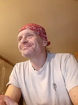 Snapshot of Kuba_Gd chatting on 03.18.25 Kuba Gd online show from 03.18.25