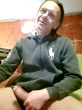 Snapshot of Kuba_Gd chatting on 09.21.25 Kuba Gd online show from 09.21.25