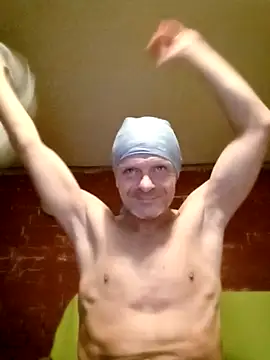 Snapshot of Kuba_Gd chatting on 10.18.25 Kuba Gd online show from 10.18.25