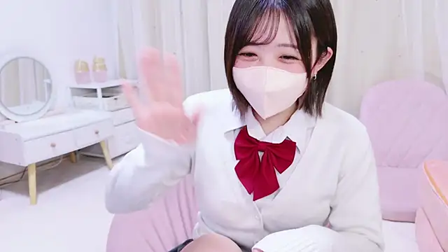 Hinata Sun online show from 09.24.25