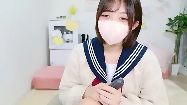 Hinata Sun online show from 09.27.25