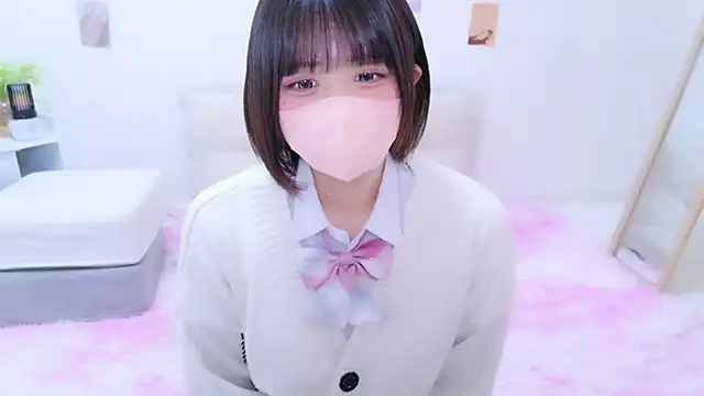 Hinata Sun online show from 02.02.26