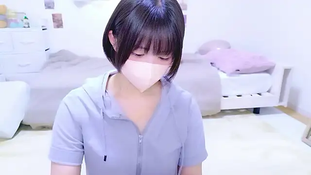 Snapshot of Hinata_Sun chatting on 05.19.26 Hinata Sun online show from 05.19.26