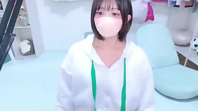 Hinata Sun online show from 08.07.26