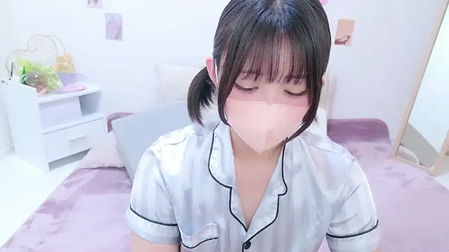 Hinata Sun online show from 08.08.26