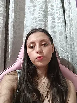 Snapshot of Lahila_ chatting on 06.30.26 Lahila online show from 06.30.26