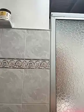 mia mancinii online show from 10.10.25