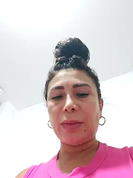 mia mancinii online show from 10.28.25