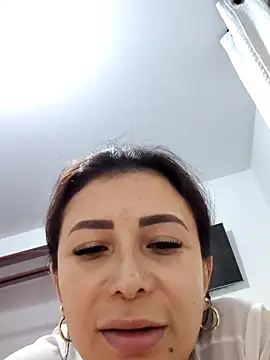 mia mancinii online show from 04.30.26