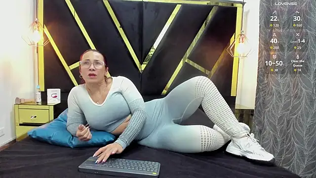 agatha fit online show from 06.16.26