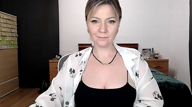 ParadiseAlina online show from 01.30.25