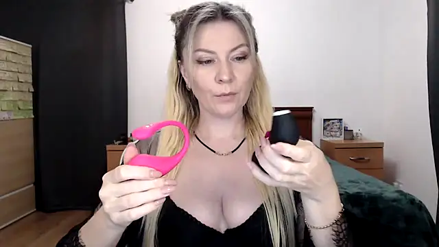 ParadiseAlina online show from 10.01.25