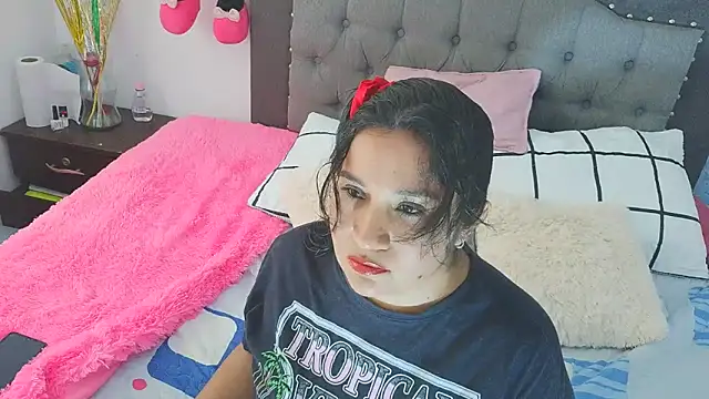 Snapshot of Nicolletorres2 chatting on 02.03.26 Nicolletorres2 online show from 02.03.26