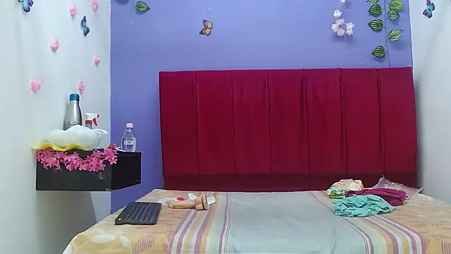 Snapshot of andrealopezcm101 chatting on 10.03.25 andrealopezcm101 online show from 10.03.25