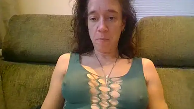 Snapshot of JezebelDutch chatting on 12.15.25 JezebelDutch online show from 12.15.25