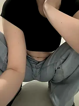 Cumonmme online show from 10.08.25