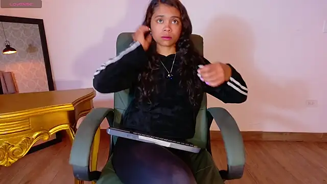 Kristall 06 online show from 12.20.25