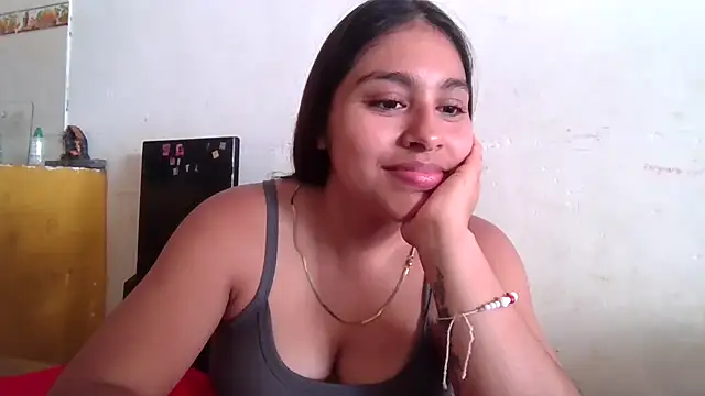 Snapshot of zairabreze chatting on 10.09.25 zairabreze online show from 10.09.25