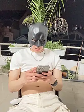 Snapshot of anhkiet_huang chatting on 11.11.25 anhkiet huang online show from 11.11.25