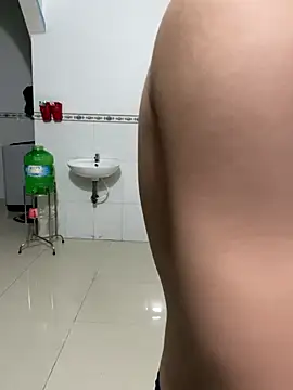 Snapshot of anhkiet_huang chatting on 11.27.25 anhkiet huang online show from 11.27.25