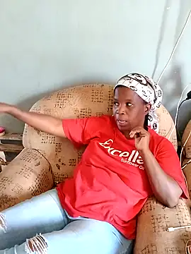 Snapshot of sweetdebbiexxxx chatting on 12.16.25 sweetdebbiexxxx online show from 12.16.25