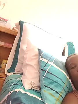 Snapshot of sweetdebbiexxxx chatting on 01.13.26 sweetdebbiexxxx online show from 01.13.26