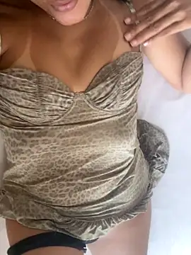 Katianesantos online show from 09.25.25