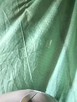 kute-00 online show from 09.23.25