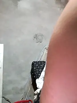 kute-00 online show from 12.21.25