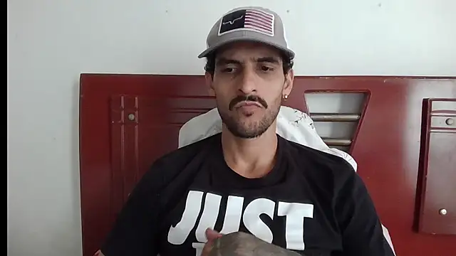 Snapshot of mochakkdj chatting on 10.02.25 mochakkdj online show from 10.02.25