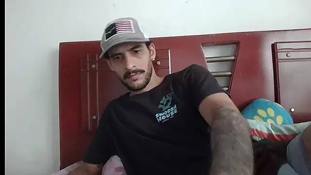 Snapshot of mochakkdj chatting on 10.14.25 mochakkdj online show from 10.14.25