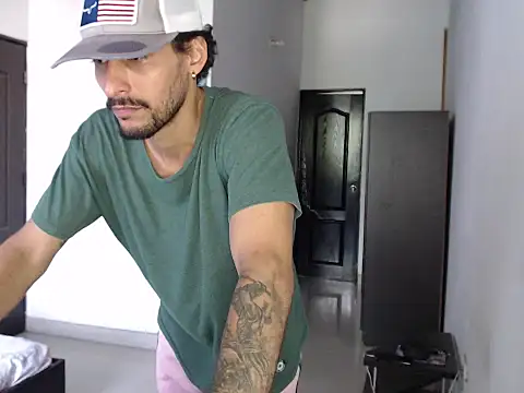 Snapshot of mochakkdj chatting on 11.22.25 mochakkdj online show from 11.22.25