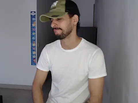 Snapshot of mochakkdj chatting on 11.24.25 mochakkdj online show from 11.24.25