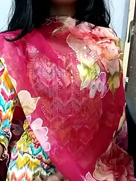 Daizy Shah online show from 11.09.25