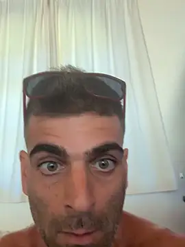 Snapshot of marconeilbiacco99 chatting on 10.02.25 marconeilbiacco99 online show from 10.02.25