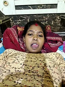 Snapshot of Fasfas2 chatting on 10.30.25 Fasfas2 online show from 10.30.25